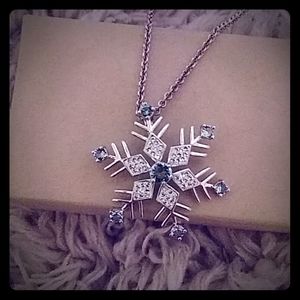 Snowflake necklace